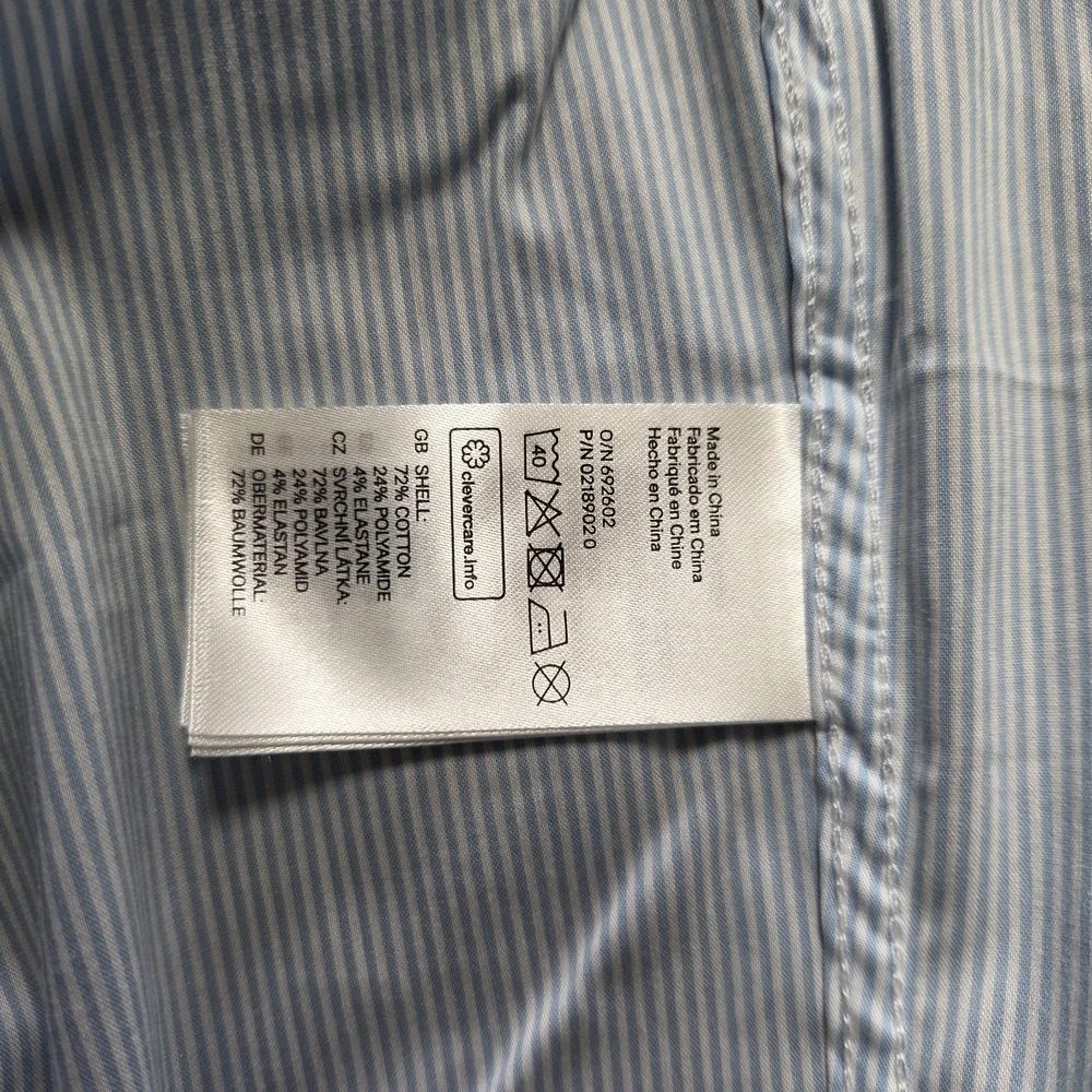 H&M Men's Large Light Blue Pinstripe Button Down Shirt
